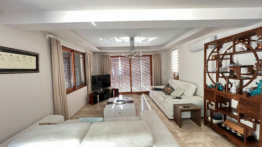 Villa mit 7+1 Grundriss in Fethiye - Antalya 