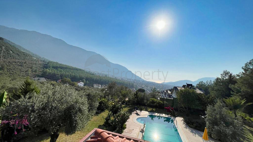 Villa mit 7+1 Grundriss in Fethiye - Antalya 