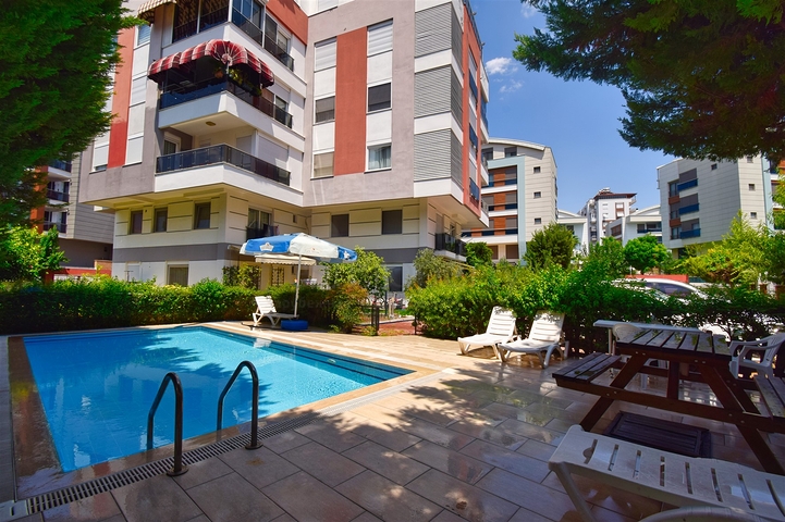 4+1 Duplex-Wohnung in der Nachbarschaft von Uncaly - Antalya 
