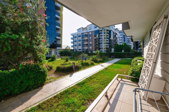 1+1 Wohnung in der Wohngegend von Persimmon - Antalya 