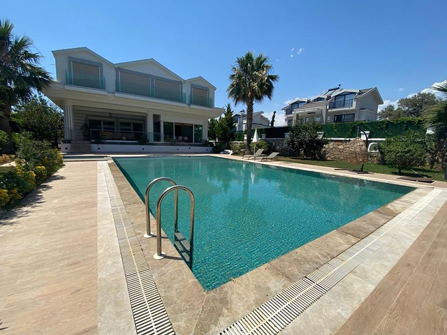 Villa mit 5+1 Grundriss in Fethiye - Antalya 