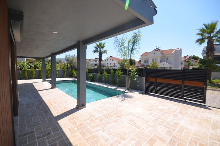 Villa mit 6+1 Grundriss in Fethiye - Antalya 