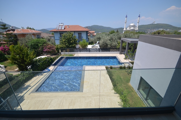 Villa mit 5+1 Grundriss in Fethiye - Antalya 