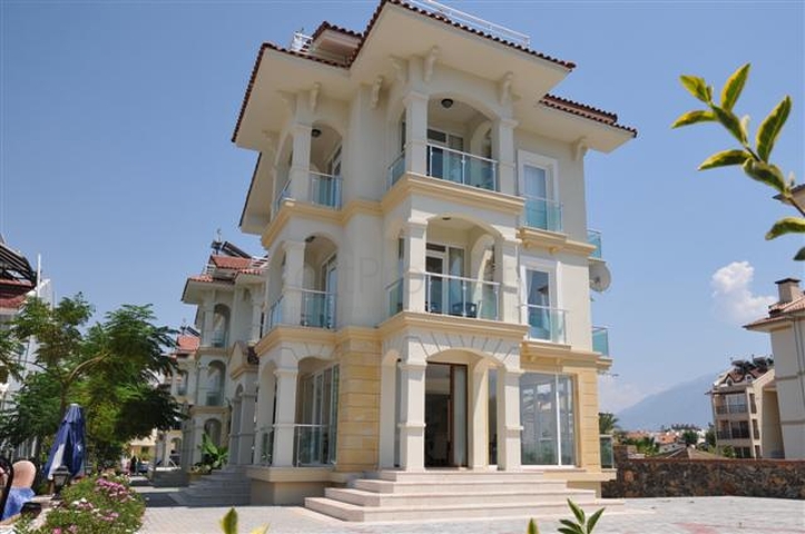 Zum Verkauf steht das Aparthotel 24 Zimmer im Stadtteil Fethiye - Antalya 