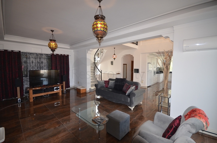 Villa mit 5+1 Grundriss in Fethiye - Antalya 