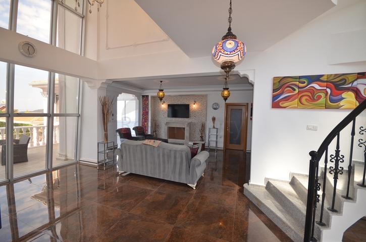 Villa mit 5+1 Grundriss in Fethiye - Antalya 