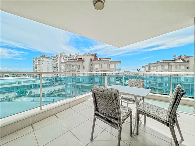 Helle 2+1-Wohnung im Stadtteil Dschikkilli