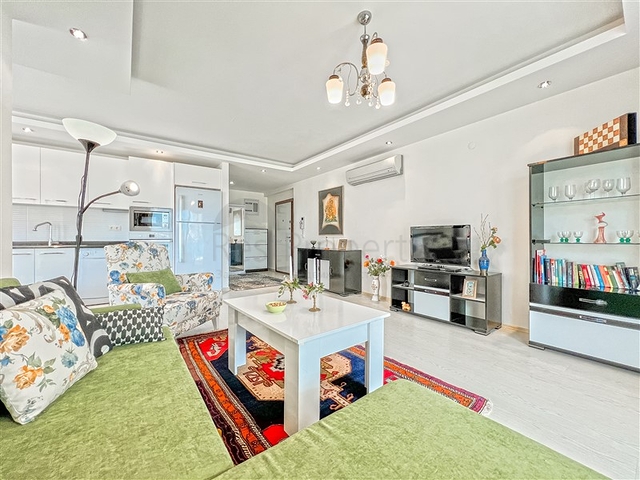 Helle 2+1-Wohnung im Stadtteil Dschikkilli