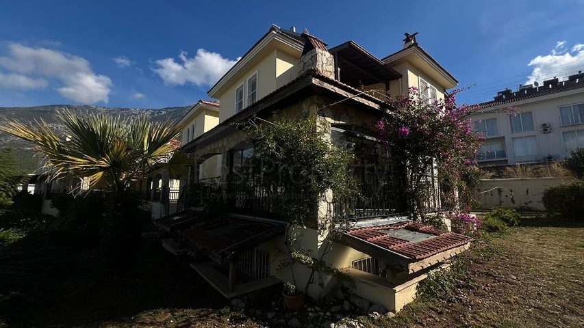 Villa mit 5+1 Grundriss in Fethiye - Antalya 