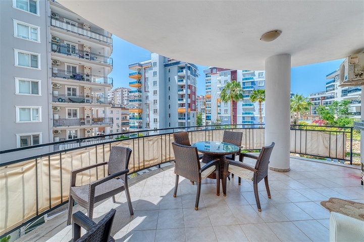 Gemütliche 1+1 Wohnung mit großem Balkon