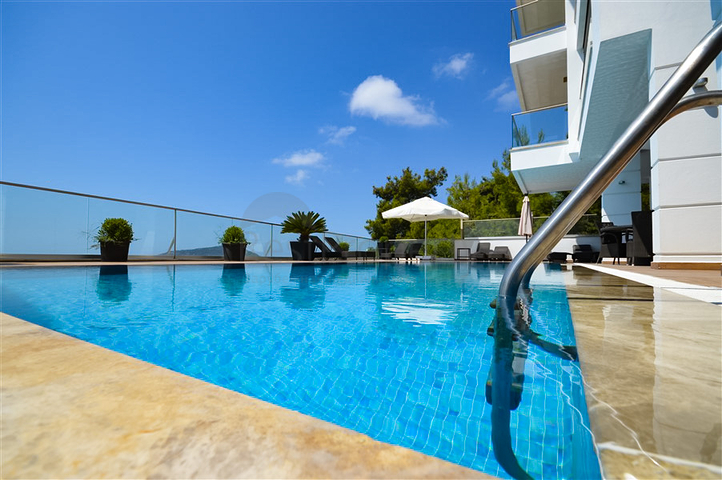 Schicke Wohnung mit Blick auf die Küste von Alanya