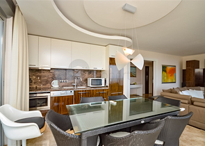 Schicke Wohnung mit Blick auf die Küste von Alanya