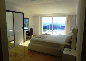 Villa mit 5 Schlafzimmern im Kurort Kas