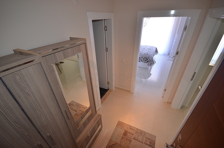 Große 1+1 Wohnung im Zentrum von Oba, nur 100 Meter vom Meer entfernt 