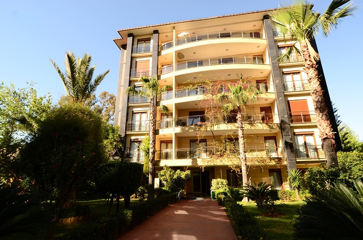 2+1 Wohnung in einem prestigeträchtigen Komplex zur Miete