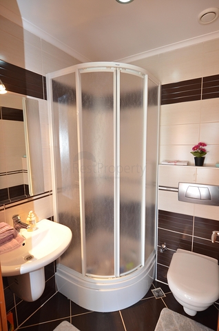 2+1 Wohnung in einem prestigeträchtigen Komplex zur Miete