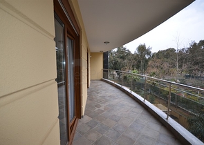 2+1 Wohnung in einem prestigeträchtigen Komplex zur Miete