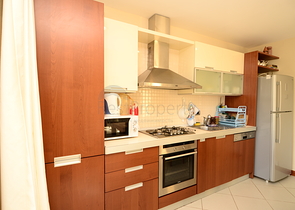 2+1 Wohnung in einem prestigeträchtigen Komplex zur Miete