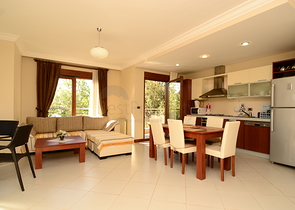 2+1 Wohnung in einem prestigeträchtigen Komplex zur Miete