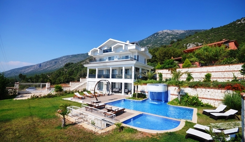 Schickes 5+2 Herrenhaus in Fethiye