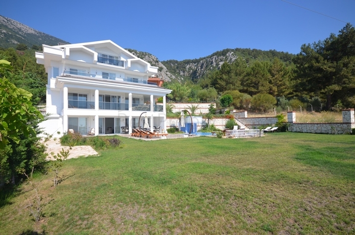 Schickes 5+2 Herrenhaus in Fethiye