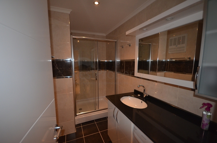 Geräumige 2+1-Apartments in beiden