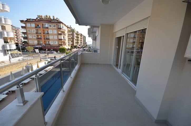 Geräumige 2+1-Apartments in beiden