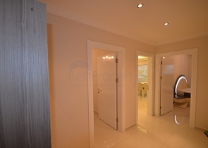 Geräumige 2+1-Apartments in beiden