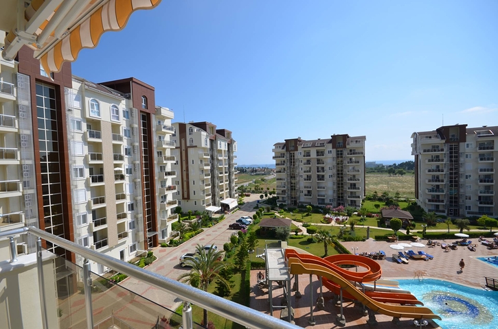 2+1 Wohnung in der beliebtesten Anlage in Avsallar