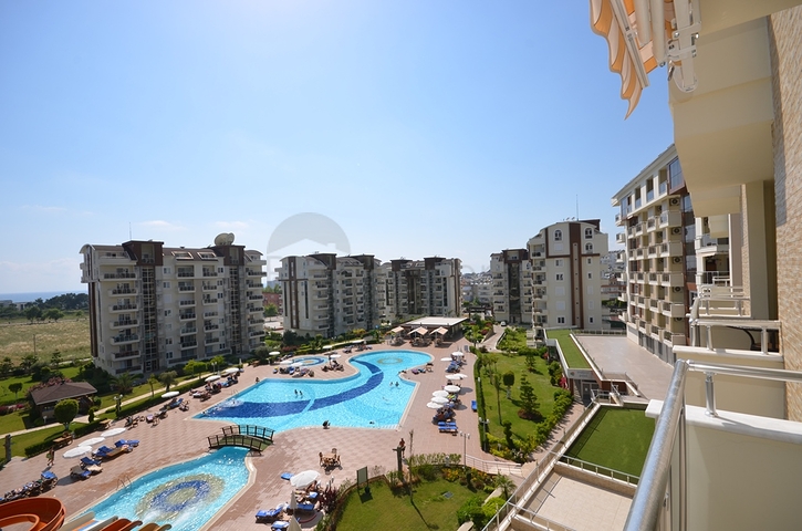 2+1 Wohnung in der beliebtesten Anlage in Avsallar