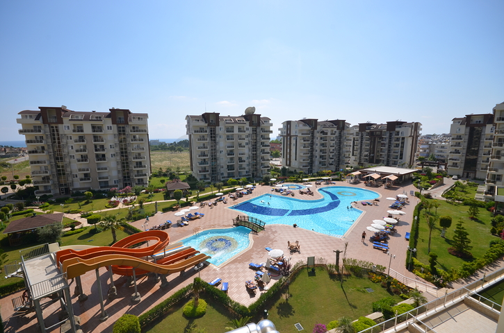 2+1 Wohnung in der beliebtesten Anlage in Avsallar