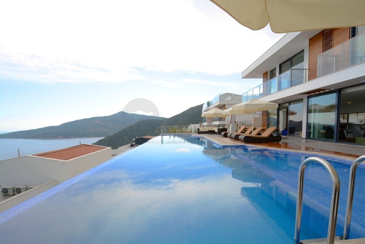 Charmante Villa mit Meerblick in Kalkan Charmante Villa mit Meerblick in Kalkan