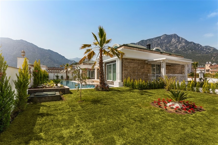 Villa 6+2 in Kemer/Antalya
