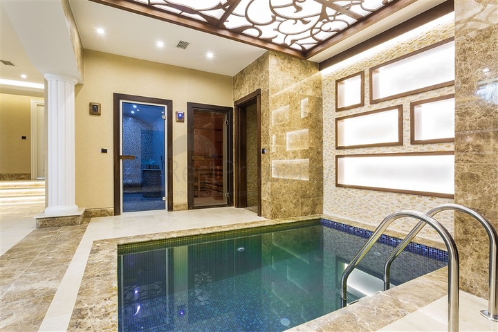 Villa 6+2 in Kemer/Antalya