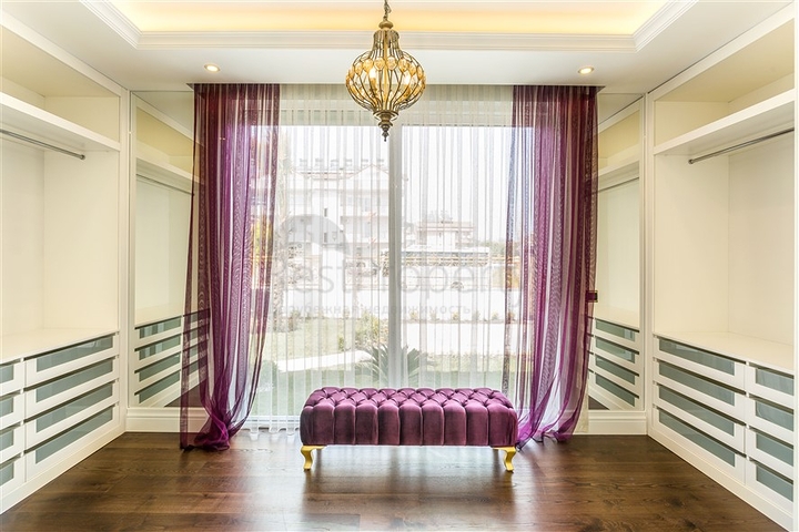 Villa 6+2 in Kemer/Antalya