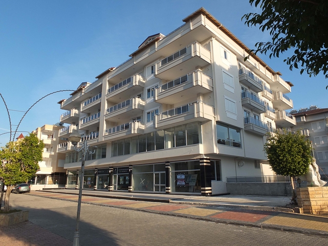 Schöne 2+1-Wohnung mit Meerblick im Zentrum von Oba