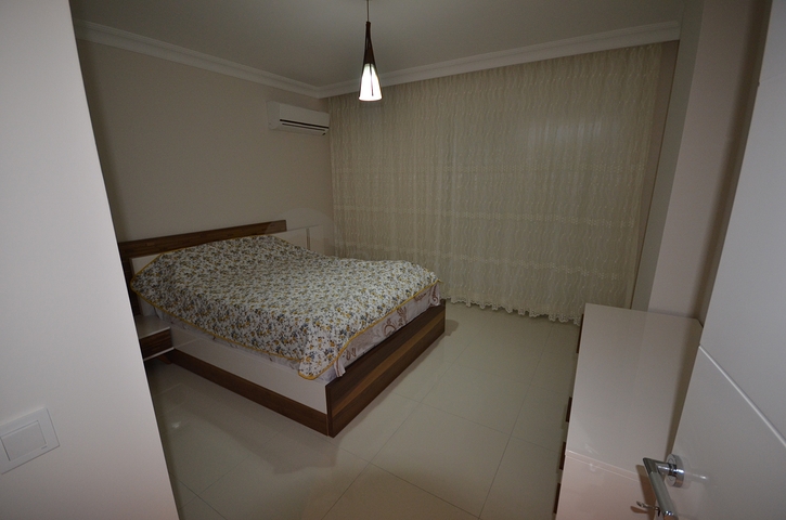 Schöne 2+1-Wohnung mit Meerblick im Zentrum von Oba