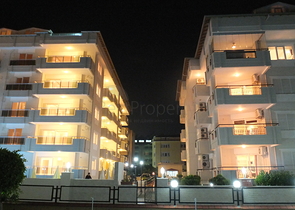Schöne 2+1-Wohnung mit Meerblick im Zentrum von Oba