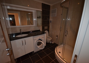 Schöne 2+1-Wohnung mit Meerblick im Zentrum von Oba