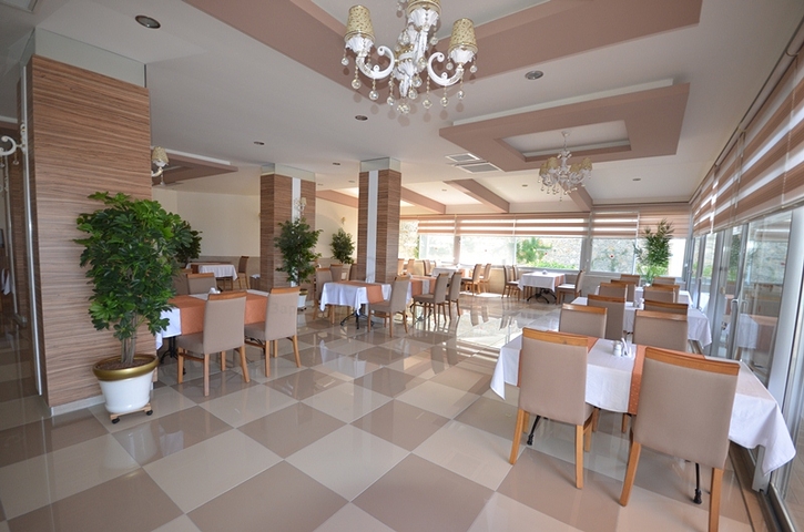 Studio-Apartment in der beliebten Orion Garden Anlage zu vermieten