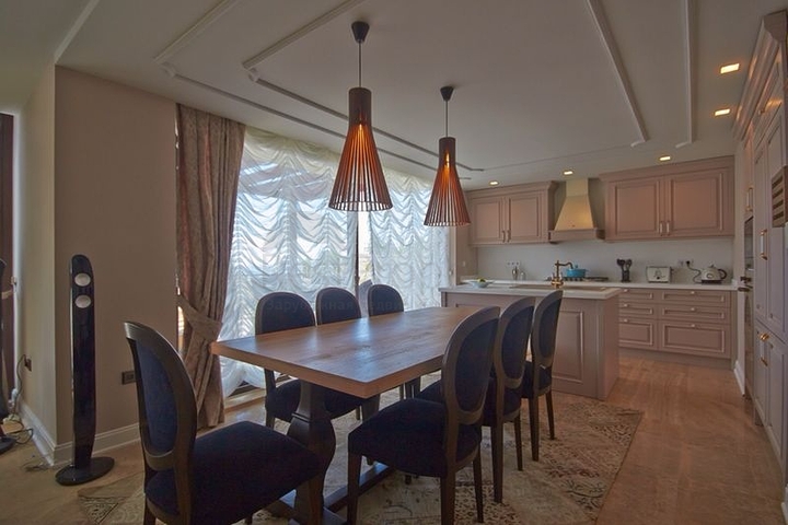 4+1 Villa mit Meerblick in Kalkan