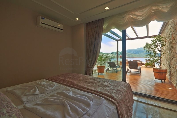 4+1 Villa mit Meerblick in Kalkan