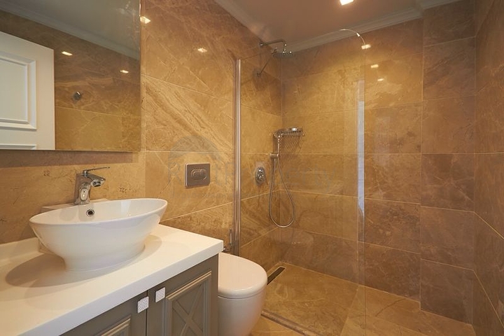 4+1 Villa mit Meerblick in Kalkan