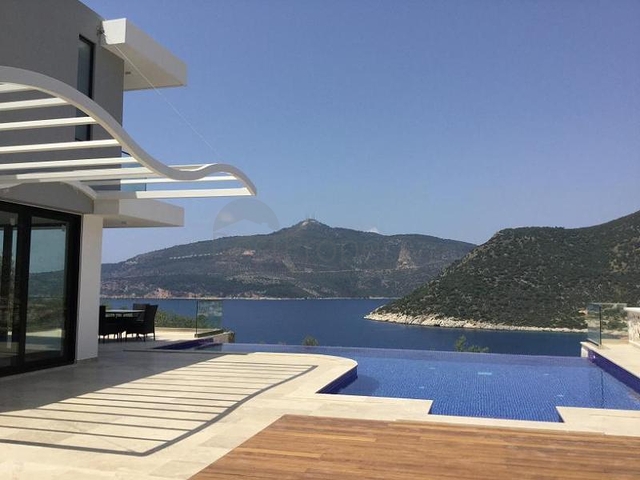 Moderne Villa mit Meerblick in Kalkan Moderne Villa mit Meerblick in Kalkan