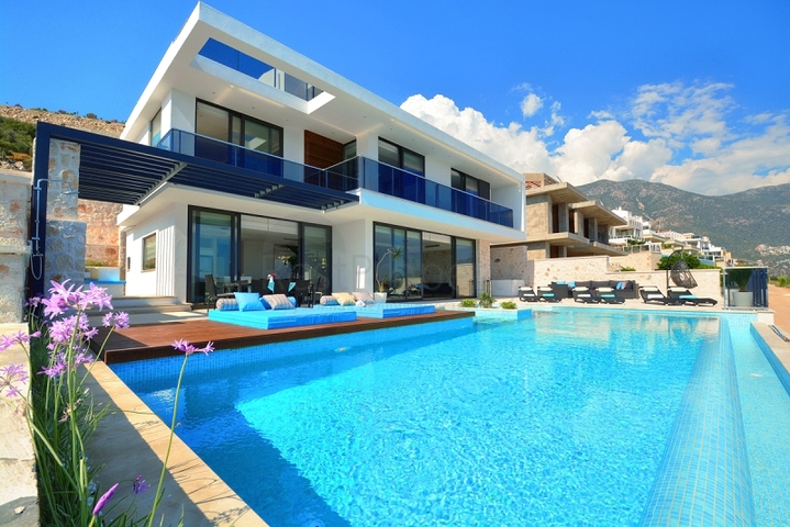 Wunderschöne Villa mit Meerblick in Kalkan Wunderschöne Villa mit Meerblick in Kalkan