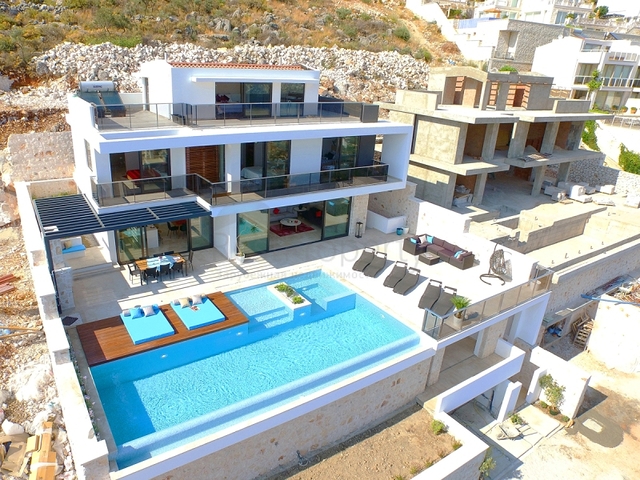 Wunderschöne Villa mit Meerblick in Kalkan Wunderschöne Villa mit Meerblick in Kalkan