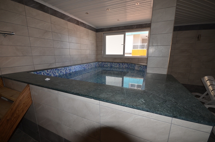 1+1 Wohnung im Hotelplankomplex in Kestel