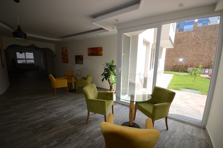 1+1 Wohnung im Hotelplankomplex in Kestel