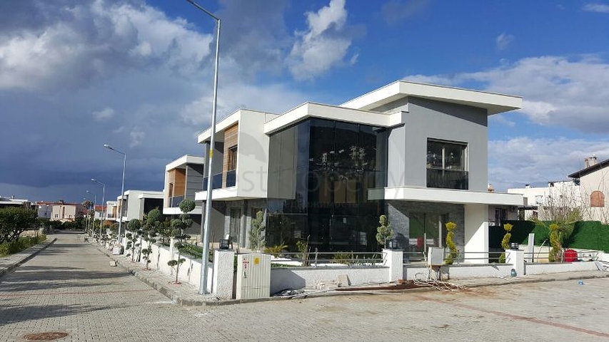 Villa 5+2 in Izmir