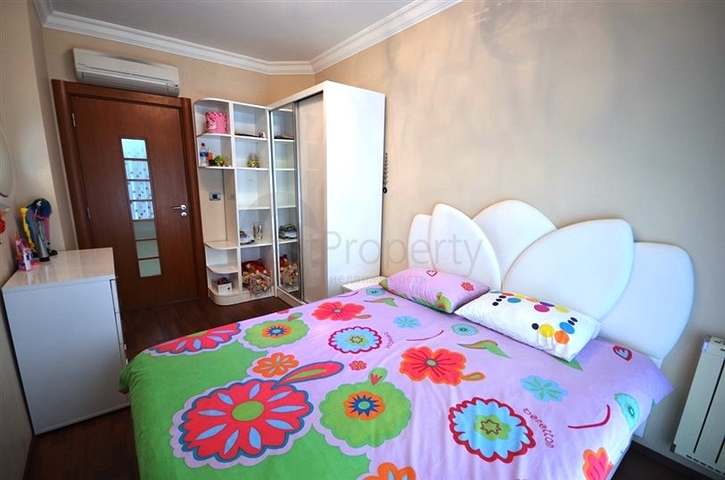 Möblierte Wohnung 3+1 in Alanya